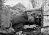 Helgdagsstuga - nu på friluftsmuseet Disagården - under nedmontering i Gränby, Björklinge socken, Uppland