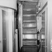 Tullkryssare under byggnad på slipen int o ext