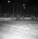 Ishockeymatch mellan lagen Stefa och Tenhult den 19 januari 1956.