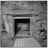 Interiör. Torpa stenhus Länghem är en så kallad enkelhusborg från 1400-talet och är mest känd som sätesgård för släkten Stenbock.