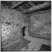 Interiör. Torpa stenhus Länghem är en så kallad enkelhusborg från 1400-talet och är mest känd som sätesgård för släkten Stenbock.