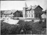 Eds station med järnvägshotellet och stationshuset sådant det var före ombyggnaden 1896