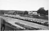 Det i början av 1890-talet uppförda s.k. nya hotellet strax bakom stationshuset   Dals-Ed