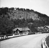 Halleberg. Häckle ättestupa, 29 Maj 1946.