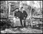 Hilda Jonsson (född Andersson), Bäve 1879-02-10, och Johan Jonsson, Hjärtum 1880-11-01, de gifte sig 20 sept. 1908.