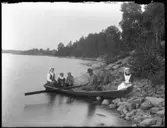 Olof Jonssons text: Tre kvinnor vid Sandbukten, 13 juli 1913 Öresjö vid Arnstorp