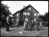 Olof Gustaf Oskar Johansson med familj ca 1912

Enligt husförhörsboken 