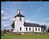 Trädet  Kölaby  Kyrka
