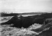 Boplats för strömstare på krönet av klippudden längs till vänster. 19 juni 1916