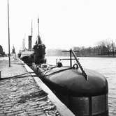 U-båten Makrillen med nät-såg fram.