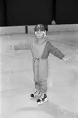 Skridskoåkning för barn under februarilovet i Mölndal, år 1985.

För mer information om bilden se under tilläggsinformation.