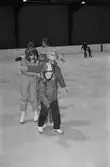 Skridskoåkning för barn under februarilovet i Mölndal, år 1985.

För mer information om bilden se under tilläggsinformation.