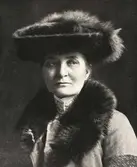 Selma Giöbel, textilkonstnärinna (1843-1925). 
