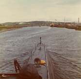 U-båten Hajen 3 på väg.