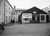 Gårdsinteriör, kvarteret Näktergalen, Östra Ågatan 33, Uppsala oktober 1944