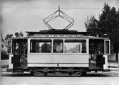 Spårvagn på Sysslomansgatan vid Ringgatan, Luthagen, Uppsala 1944