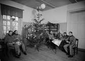 Julfirande, sannolikt på Upplands Regemente, I8, Polacksbacken, Uppsala decmeber 1937