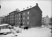 Flerbostadshus under uppbyggnad, Uppsala 1937