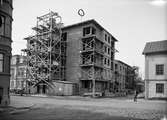 Flerbostadshus under byggnation, Skolgatan 12, kvarteret Sigar, Luthagen, Uppsala 1937
