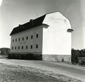 Ängskär. Järnmagasinet.