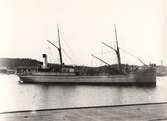 Lastångfartyget (kerosinfartyget JOSEF DADESCHEFF av Baku, byggt 1893.
