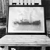 Fartygstavla tillhörig John Svensson, Bergkvara, S/S Kinne från Lidköping.