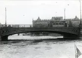 Vasabron med Riksbanken och Riksdagshuset i bakgrunden.