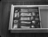 Plastlina, kylskåpsinsats, moskvarn, skydd på burkar, besticklåda