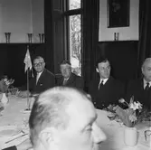 Valen sjösättningsmiddag på off.mässen