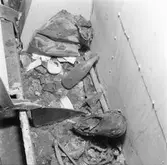 Göta Lejon fotografering av sopor i hytter