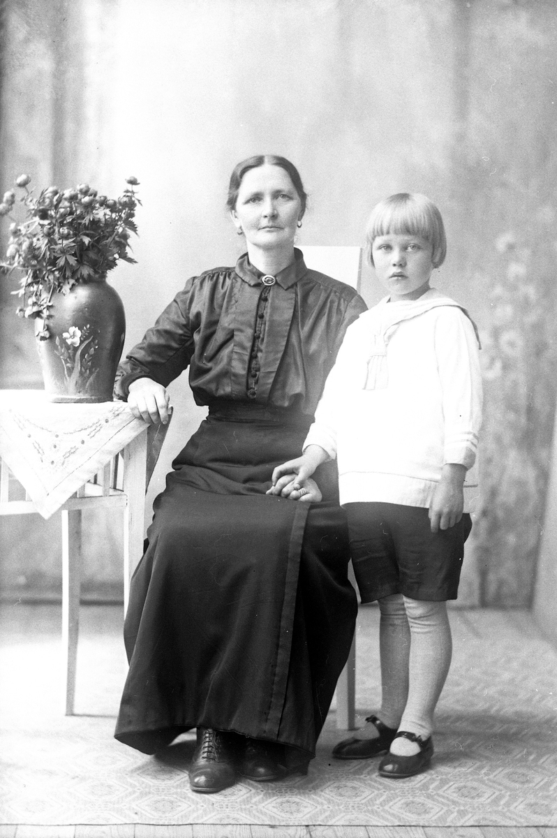 Oscar Finished, Motif from Oscar Färdig’s picture collection