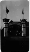 Portal vid Vänersborgsutställningen  1920  Norra skolan