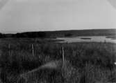 Utsikt över älven mot halle- och Hunneberg fr. Brinkebergskulle. Västra Tunhem sn. Foto: N. I. Svensson 1945.