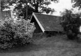 Västra Tunhem sn. Västra Tunhems prästgård, Gammal källare fr Ö.  Foto: N.I.S. 1948, Vänersborgs Museum. Neg 1405 h