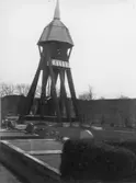 Klockstapeln. Del av kyrkogård. Fors