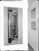 Köksinteriör med modell samt inredningsdetalj