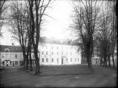Kungsgatan - Enskilda Banken Vänersborg   ca 1912