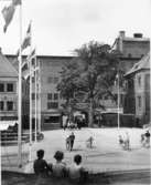 Wargöns AB.

Från jubileumsdagen, söndagen den 19 juni 1949.
Bilen med blommorna på ingående genom porten