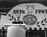 Wargöns AB.

Från jubileumsdagen, (75 år) söndagen den 19 juni 1949.
Landshövding Lundvik högtidstalar.