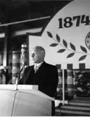 Wargöns AB.

Från jubileumsdagen, (75 år) söndagen den 19 juni 1949.
Disponent de Verdier högtidstalar.