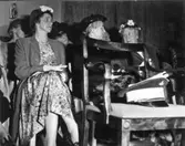 Wargöns AB.

Från jubileumsdagen, (75 år) söndagen den 19 juni 1949.
Fru de Verdier och Biskopinnan.