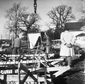 Wargöns AB. Byggnation av PM 5 1959-60. Foto och påförd text av dåvarande ritkontorschefen Ragnar Söderberg.

All gjutning sker under kontroll av WAB-kontrollanten Ing. Lennart Hultqvist, här under gjutning av bjälklaget 46.50, delen 1 - 6.