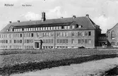 Vykort på Kvarnbyskolan, då kallad Centralskolan (Nya Skolan). Skolan stod färdig 1925.