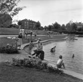 Mjölkafållan i Huskvarna var en omtyckt badplats. 1960-tal.