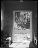 Villa med blommande äppelträd, exteriör, interiör