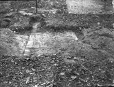 Tegelmur vid Edslegårds kyrkogård