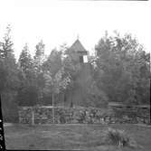 Den gamla klockstapeln. Rölanda kyrka