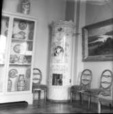 Vänersborgs museum. Porslinsalen. Kakelugn tillverkad av kakelugnsmakare Tidstrand, Vänersborg.