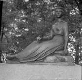 Fridastatyn av Axel Wallenberg 1955  Vänersborg