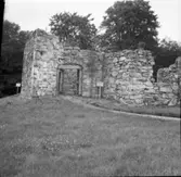 Kyrkoruinen  Lagmansered